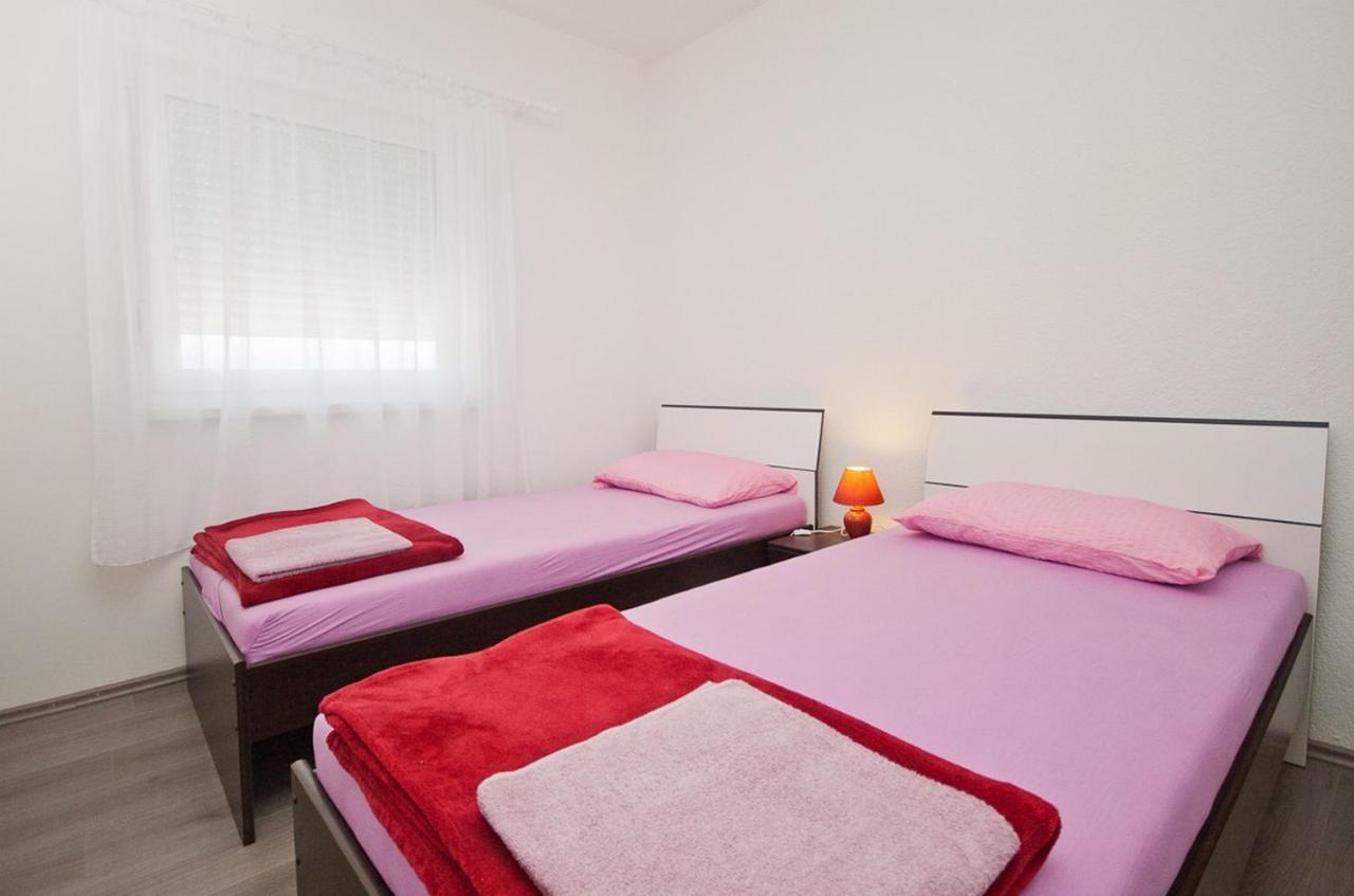 Beach Apartment Baska Eksteriør bilde
